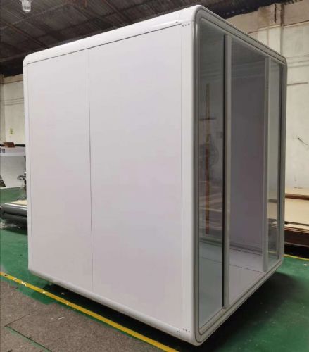 小型唱吧KTV房 家庭娛樂(lè)新風(fēng)尚